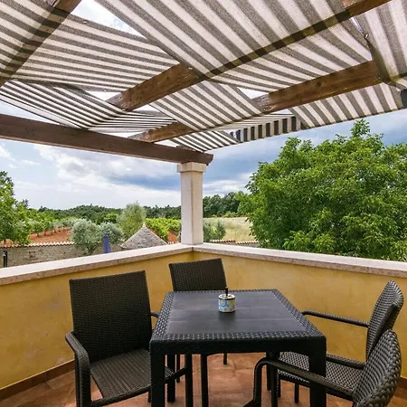 Villa Ive Comfortable Holiday