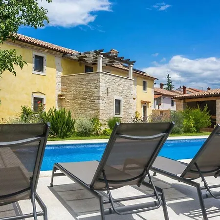 Villa Ive Comfortable Holiday